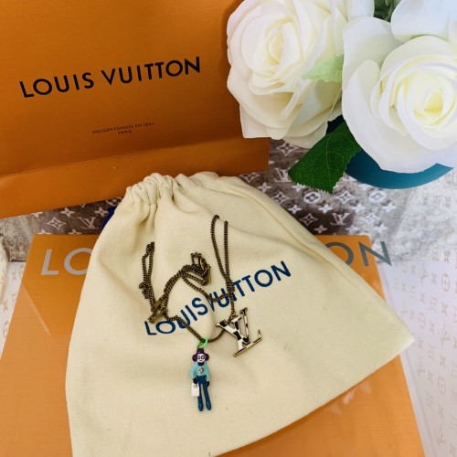 Louis Vuitton Luxury Men Womens Necklace