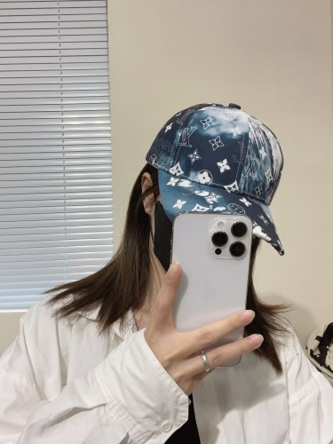 Louis Vuitton Womens Mens Cap Baseball Hat Luxury Brand with Original Box  