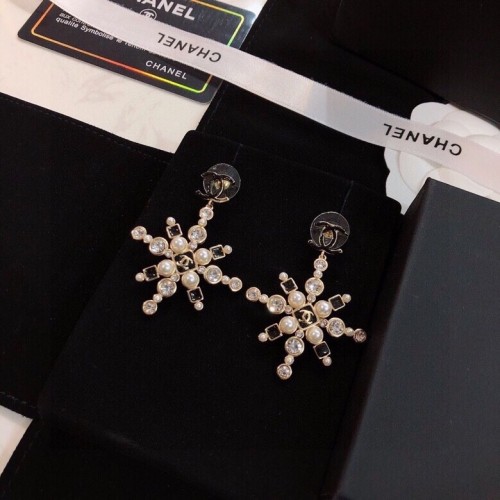 Chanel Luxury Womens Earrings