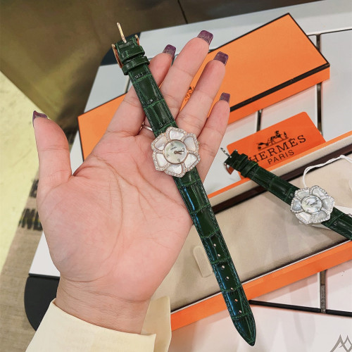 Chanel Womens Watch044