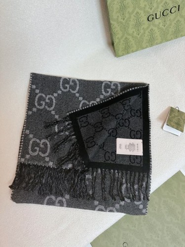 Gucci Scarves Womens Fashion Scarf042