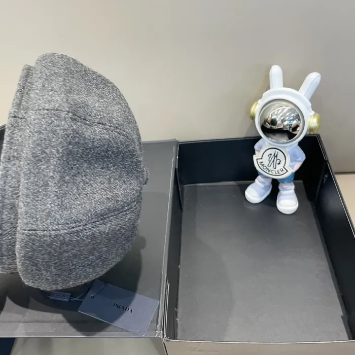 Prada Hats 073