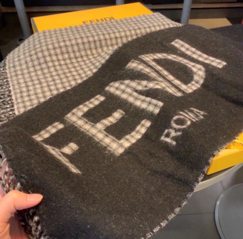 Fendi Scarves Men Womens Fashion Scarf156