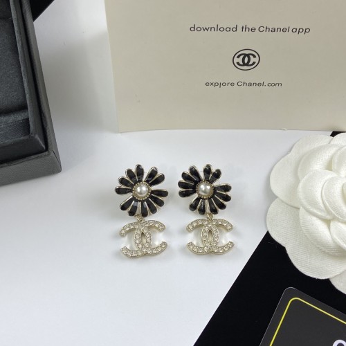 Chanel Luxury Womens Earrings