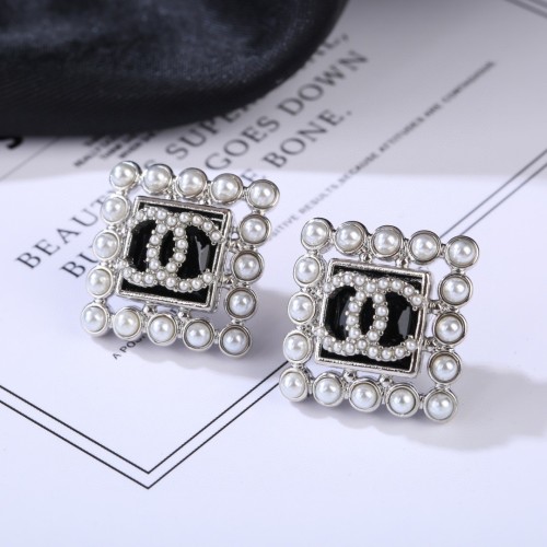 Chanel Luxury Womens Earrings