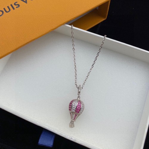 Louis Vuitton Luxury Men Womens Necklace
