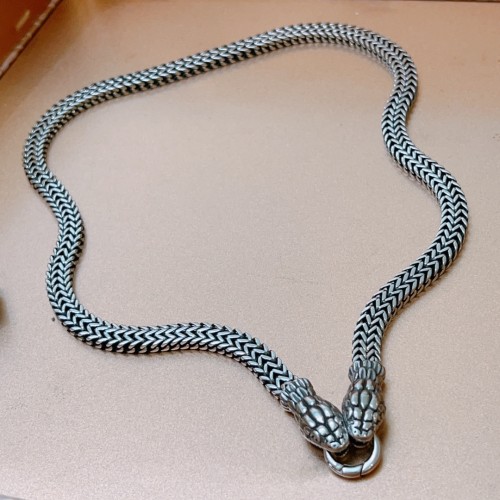 Gucci Luxury Men Womens Necklace