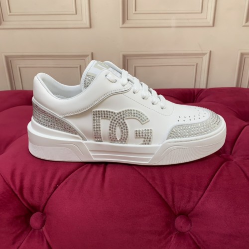 Dolce&Gabbana Men Shoes Sneakers Luxury Brand Casual Shoes for Men with Original Box Whatsapp 