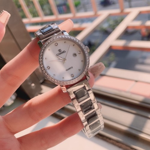Chanel Womens Watch045