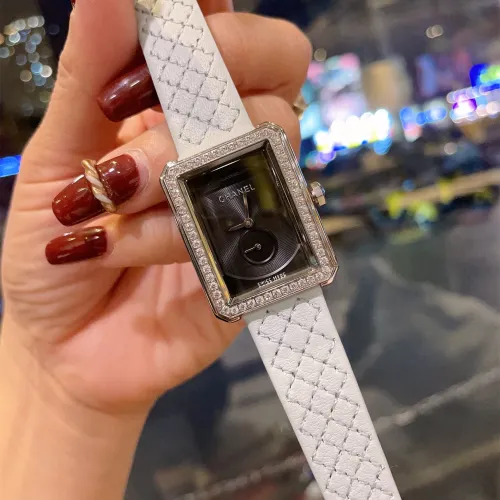 Chanel Womens Watch040