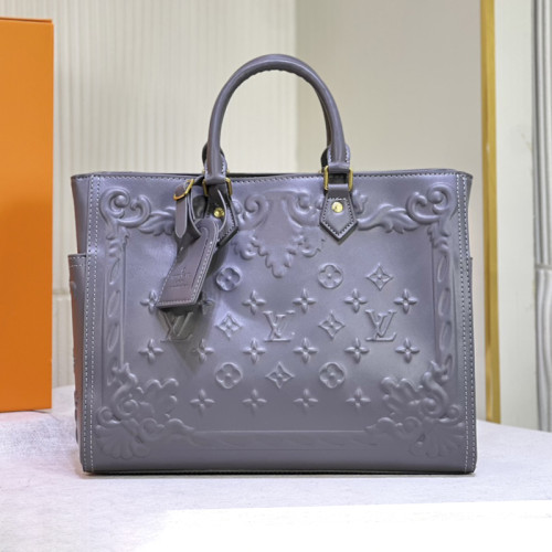 Louis Vuitton Womens Bag Shoulder Handbags Luxury Brand Fashion Sac Plat Tote M21841 without Original Box