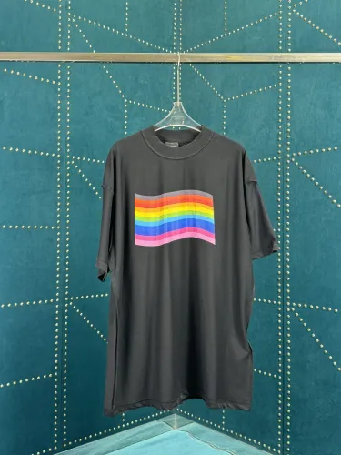 Balenciaga Luxury Brand Women Mens Short Sleeve T-Shirt RAINBOW FLAG INSIDE-OUT T-SHIRT OVERSIZED IN BLACK 787358TQVP51083   