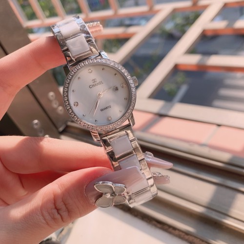 Chanel Womens Watch045