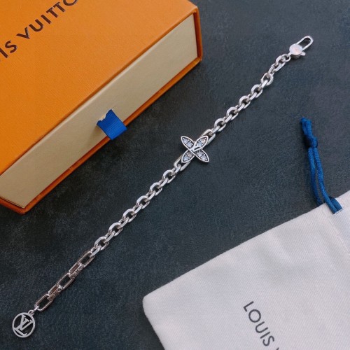 Louis Vuitton Luxury Men Womens Bracelet