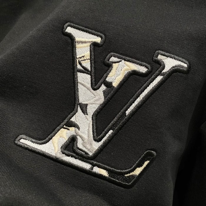 Louis Vuitton Womens Mens Long Sleeve Sweatshirt Luxury Brand Mens Sweatshirt   