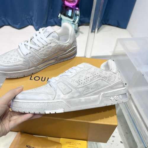 Louis Vuitton Mens Shoes Fashion Sneakers Design Luxury Brand LV TRAINER SNEAKER Mix of materials with Original Box 1AB9XJ  