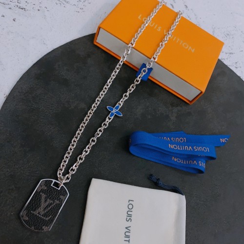 Louis Vuitton Luxury Men Womens Necklace