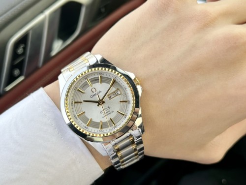Omega Watch179
