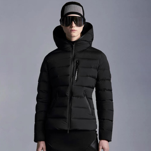 Moncler Design Womens Winter Windprood Down Jackets Keep Warm 90% White Duck Down