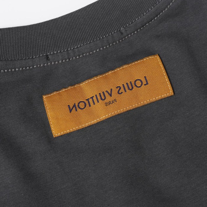 Louis Vuitton Luxury Brand Men Womens Short Sleeve T-Shirt   
