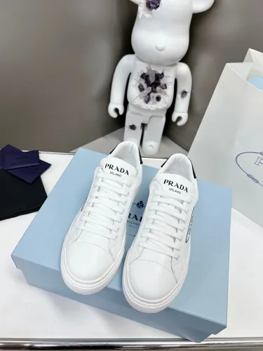 Prada Womens Shoes Casual Luxury Brand Breathable Prada sneakers with Original Box