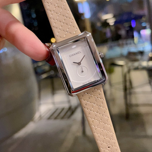 Chanel Womens Watch010