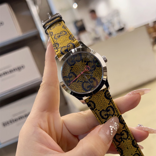 Gucci Watch015