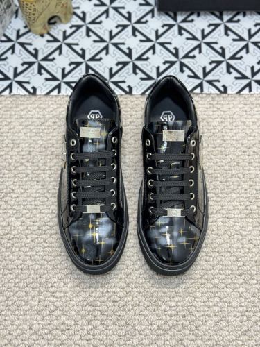 Philipp Plein Men Shoes Sneakers Low Top Sneaker Fashion Design Luxury Brand Trainer Predator TM with Original Box Whatsapp 