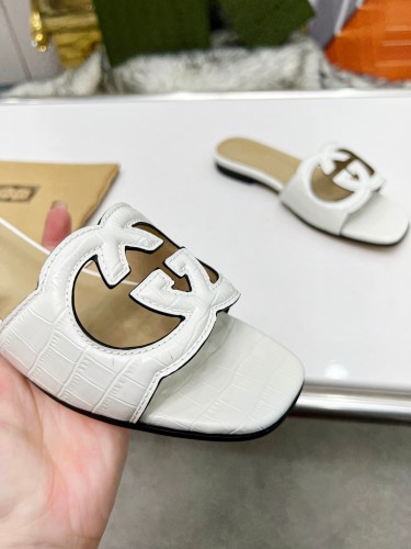 Gucci Womens Shoes Slippers Gucci WOMEN'S INTERLOCKING G CUT-OUT SANDAL Luxury Brand with Original Box 694451 US000 2535  
