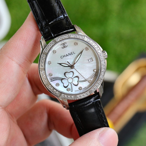 Chanel Womens Watch020