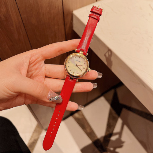 Gucci Watch037