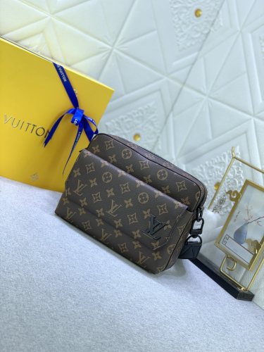 Louis Vuitton Mens Womens Shoulder Bags Luxury Brand Fastline Messenger M22482 with Original Box  