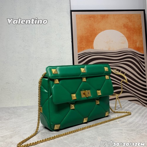 Valentino Womens Bags Crossbody Bags Handbags Luxury Brand Valentino Garavani Roman Stud with Original Box V009083#  