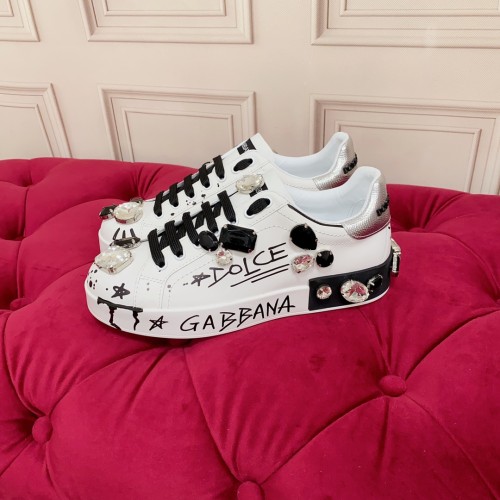 Dolce&Gabbana Men Shoes Sneakers Luxury Brand Casual Shoes for Men with Original Box Whatsapp 