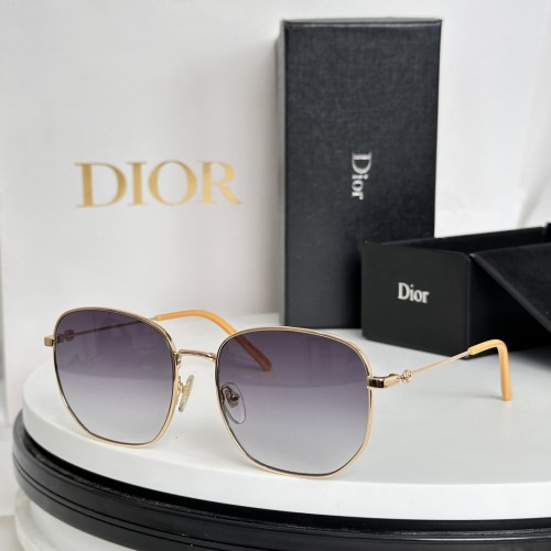 Gucci Sunglasses Luxury Brand Men Womens Sunglasses with Original Box  GG0396O