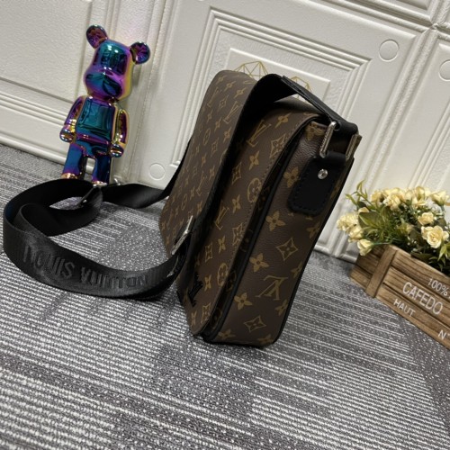 Louis Vuitton Mens Bags Messenger Bag Luxury Brand DISTRICT PM Shoulder Bags for Men with Original Box M46255