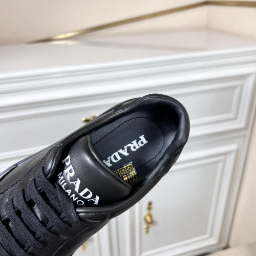 Prada Mens Shoes Casual Luxury Brand Breathable Sneakers with Original Box