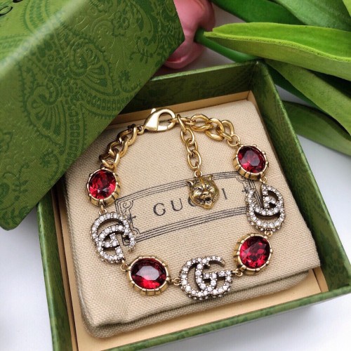 Gucci Luxury Womens Bracelet with Original Box GSL0007