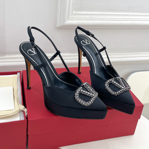 Valentino Garavani Women Fashion Shoes Pumps Luxury Brand Vlogo Signature Calfskin with Original Box 11cm Heel Whatsapp 