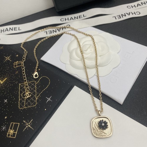 Chanel Luxury Womens Necklace
