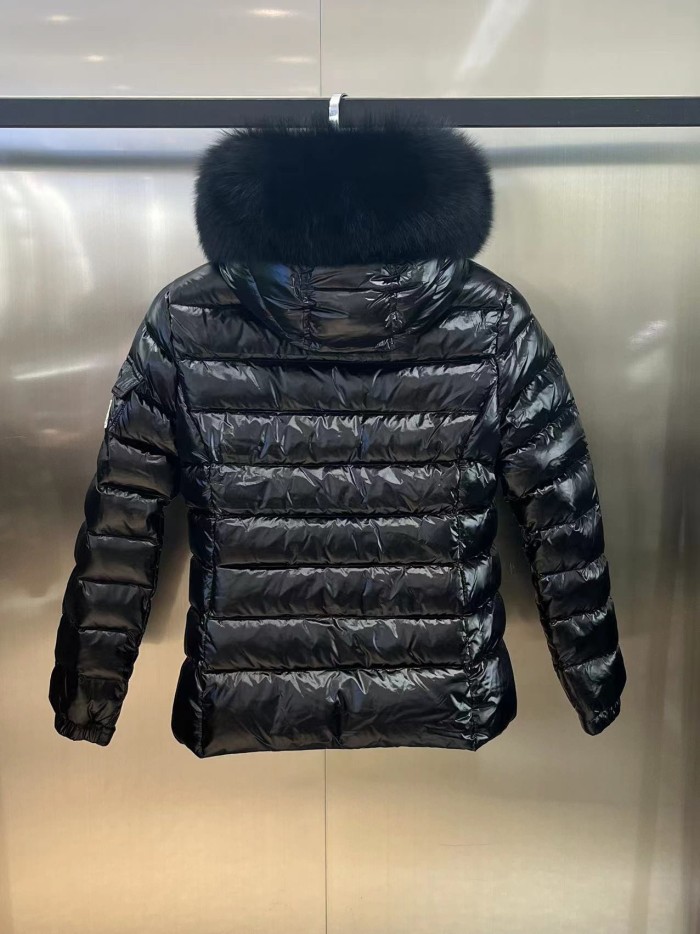 Moncler Womens Down Jacket Womens Coats Luxury Brand Fashion Design 90 Filled   