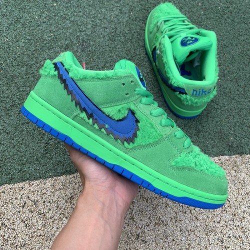 Nike SB Dunk Low Grateful Dead Bears Green