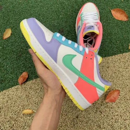 Nike Dunk Low SE Easter