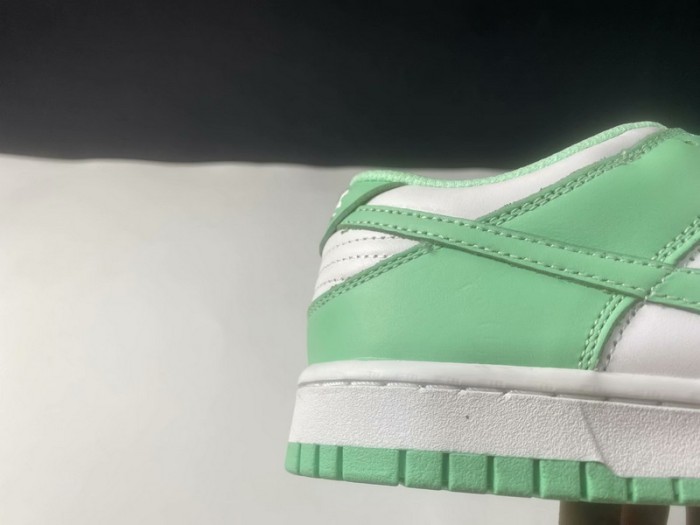 Nike Dunk Low Green Glow