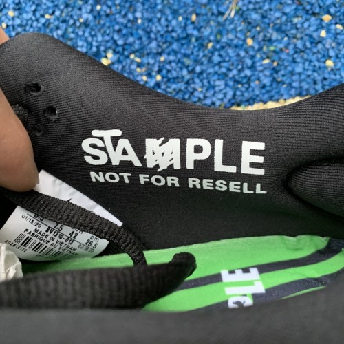 Authentic Nike SB Dunk Low “Panda Pigeon”