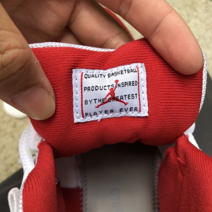 Air Jordan 11 Retro Cherry