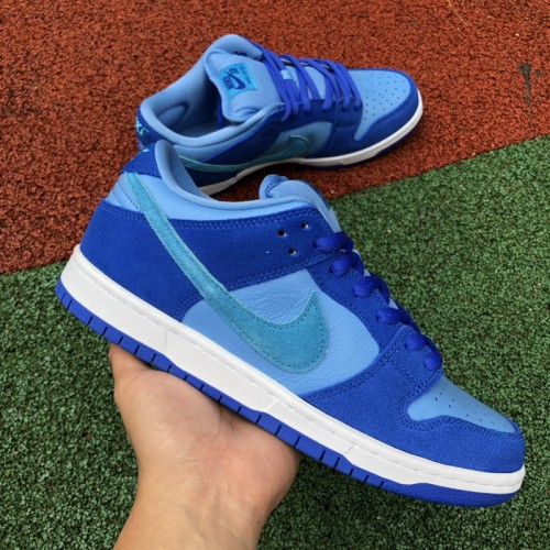 Nike SB Dunk Low Blue Raspberry