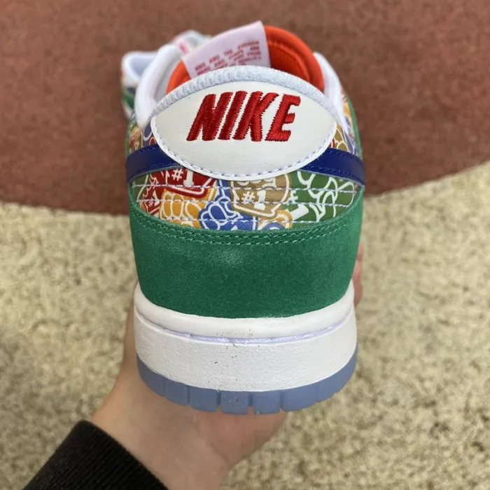 Nike Dunk Low Foam Finger