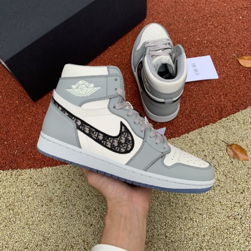 Authentic Dior x Ai Jordan 1 High Top