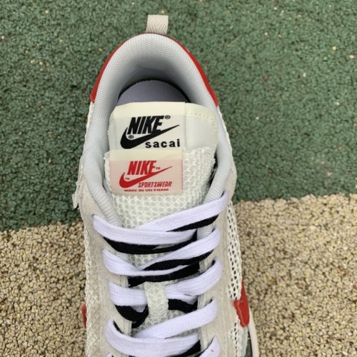 Authentic sacai x Nike VaporWaffle “Royal Fuchsia ”